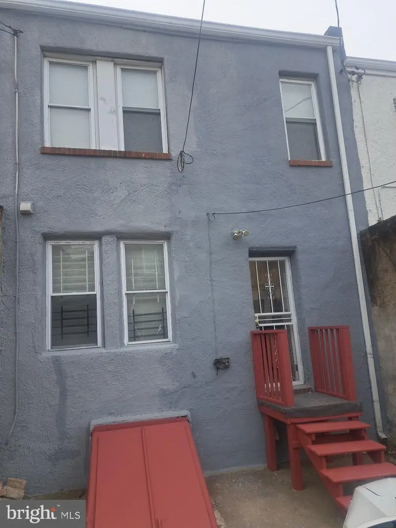 2502 W Franklin St