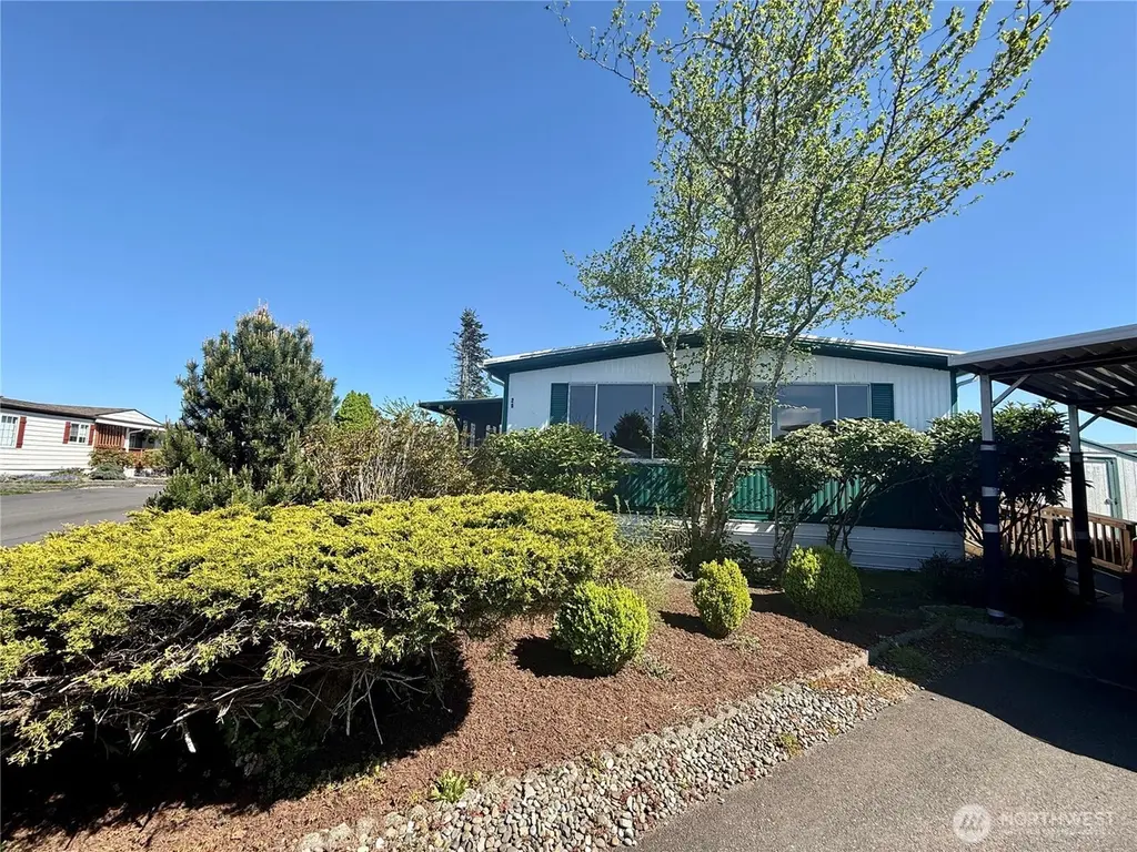 20 Meander Way