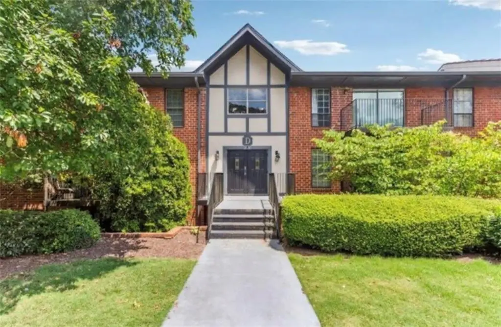 6851 Roswell Rd Unit D21
