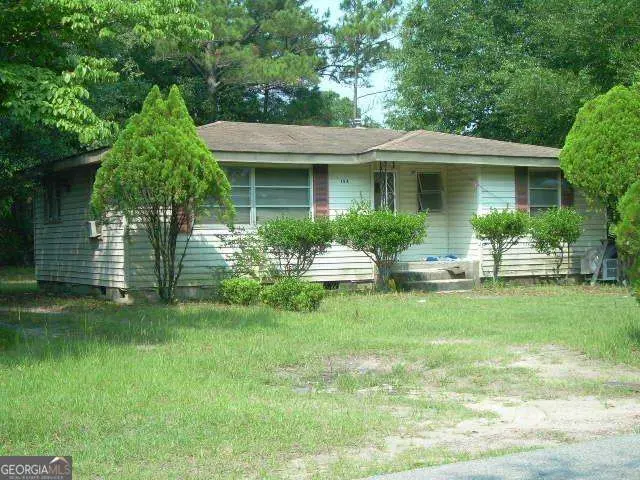 154 James St