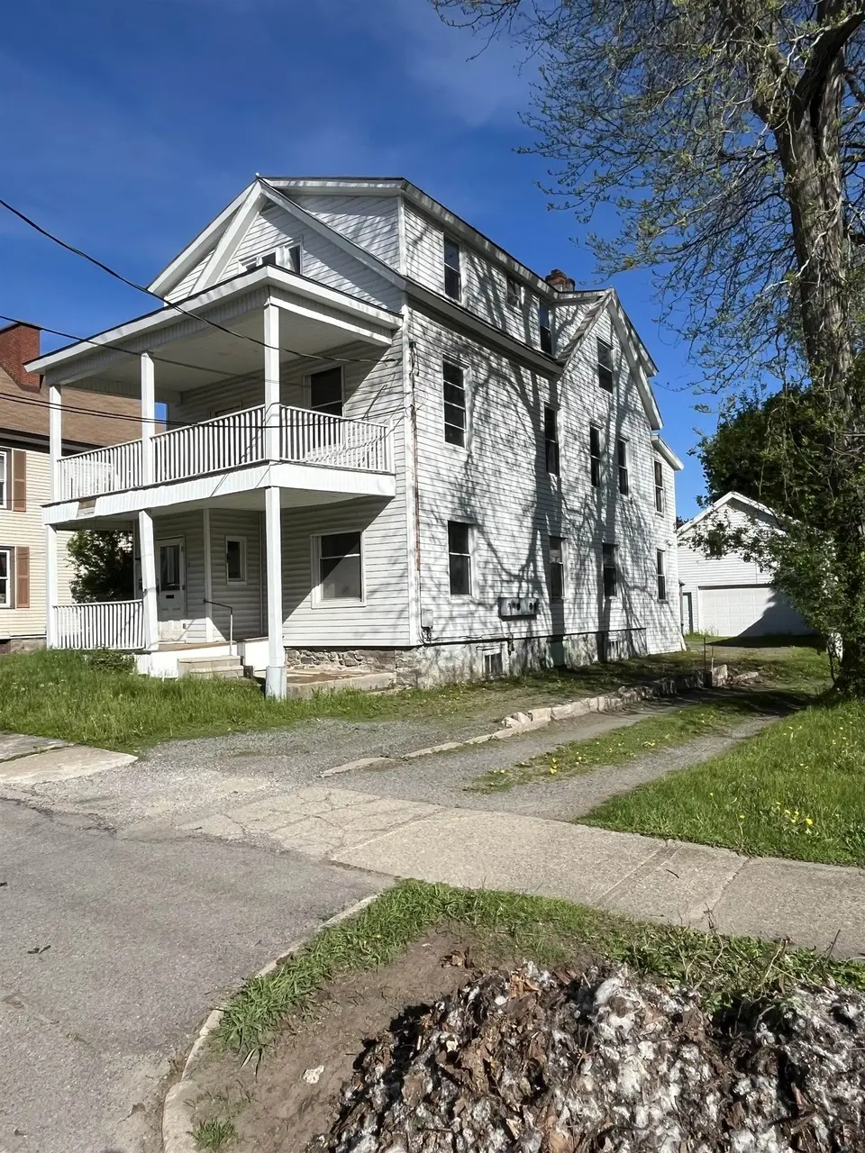 410 Knox St