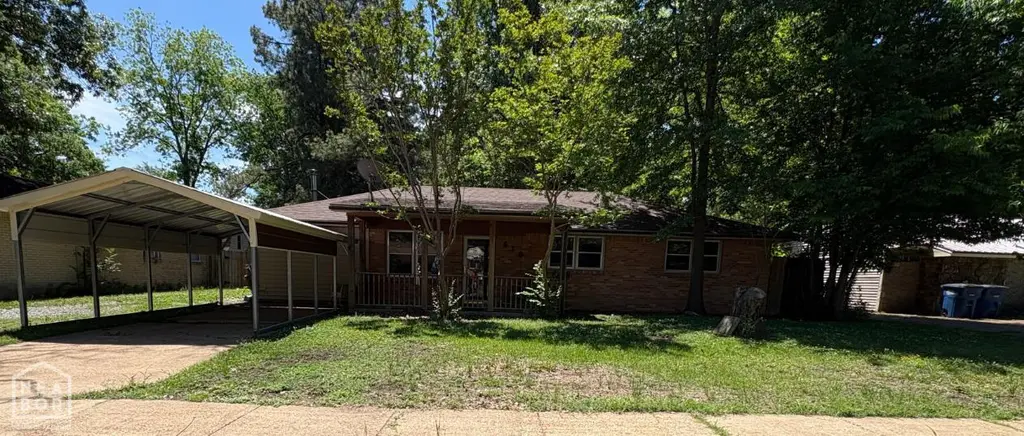 610 N Roselawn