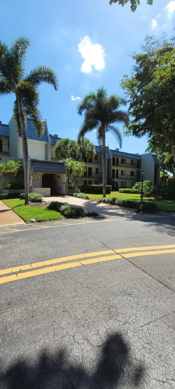 4793 Esedra Ct #208