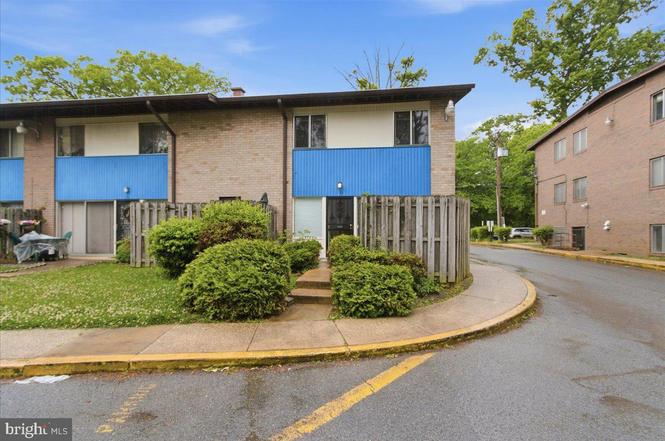2312 Ewing Ave #9