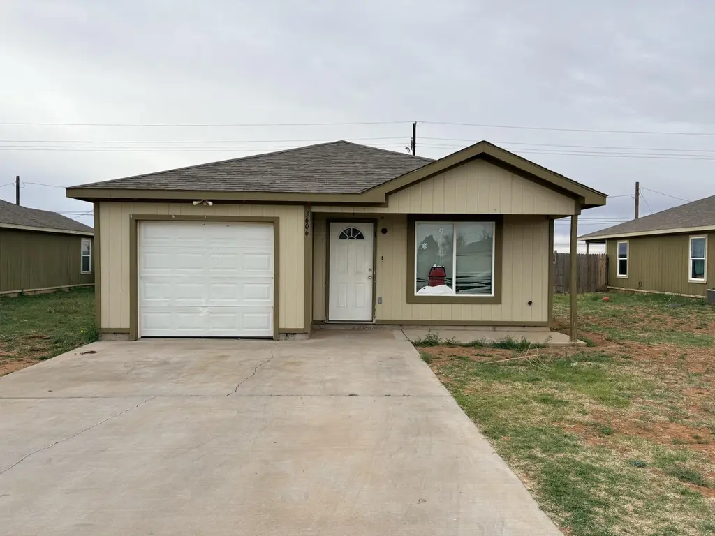 3606 E 3rd Pl