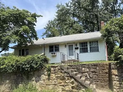 1910 Bungalow Ave