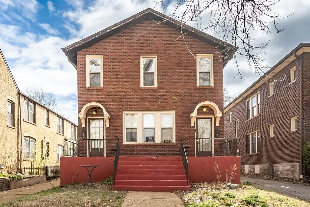 7106 Amherst Ave