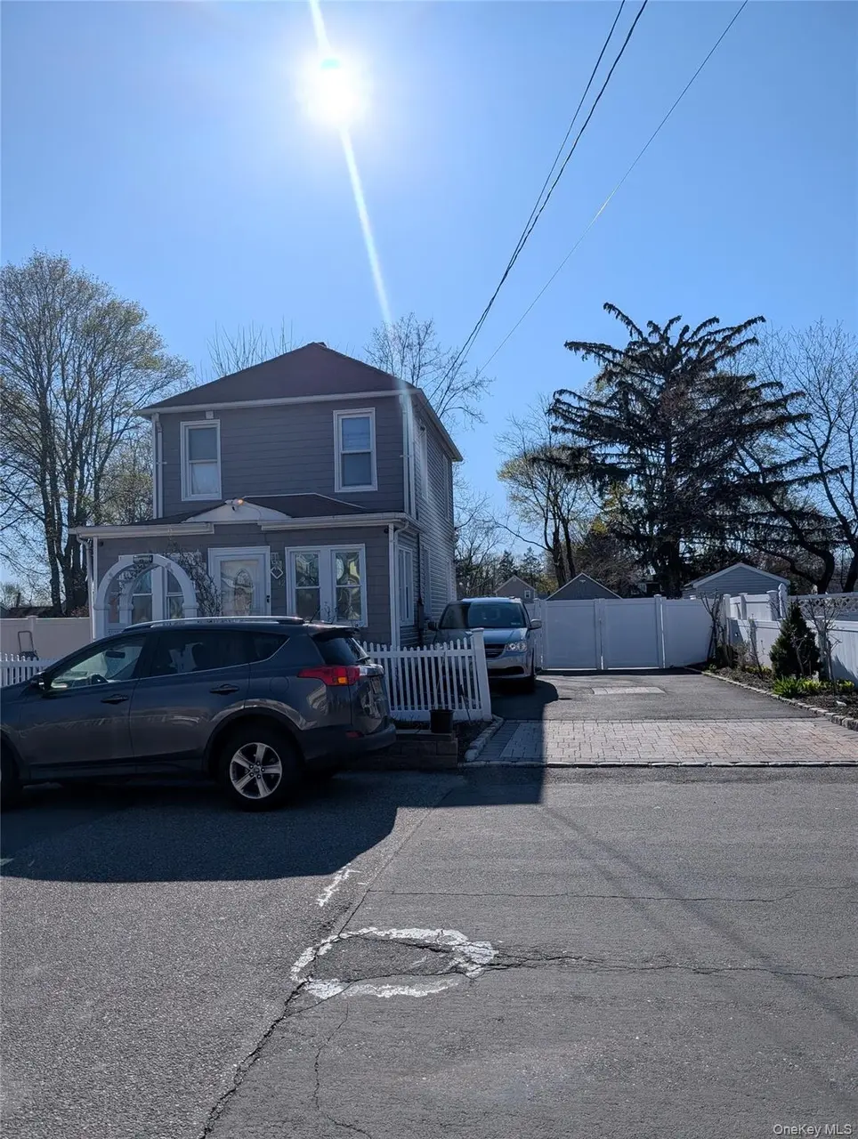 42 3rd Ave