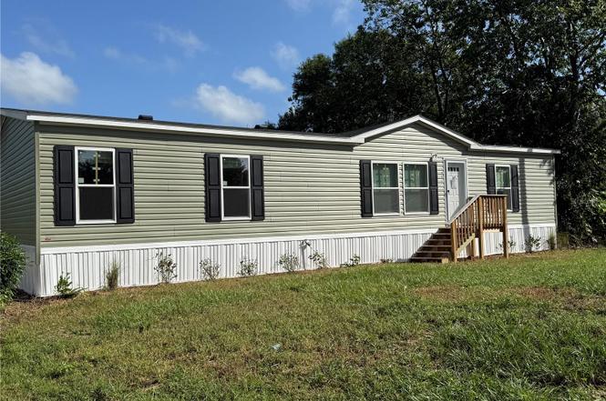 1561 Poe Rd
