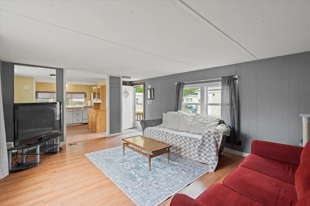 119 Pecor Ave
