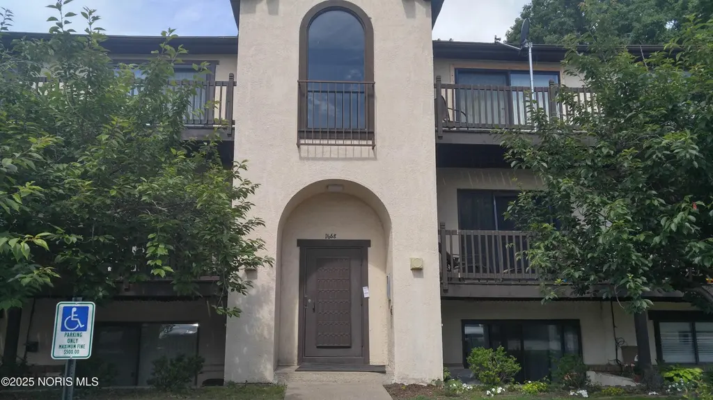 1668 Brownstone Blvd Apt 613