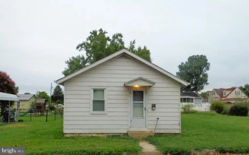 82 Castle Heights Ave