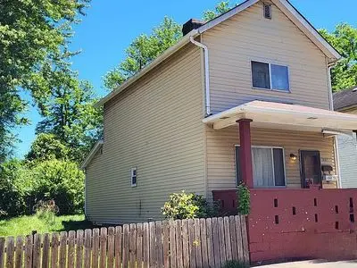 1007 Soles St