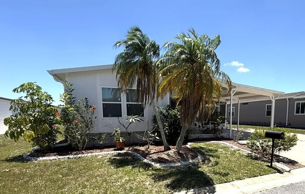 717 Riverview Cir