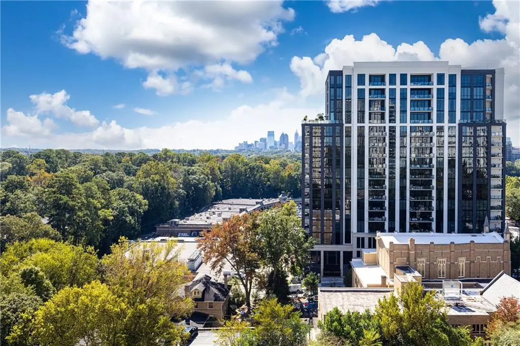 2479 Peachtree Rd NE #1010