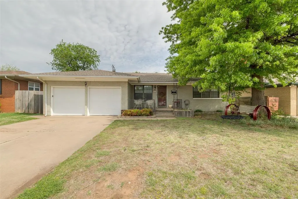 3221 NW 67th St