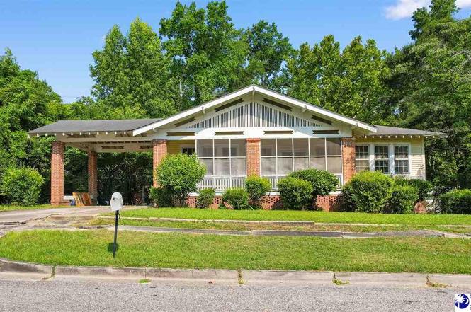 120 Rodgers Ave