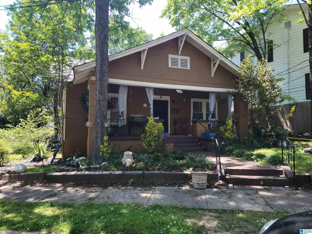 2924 Avenue Z
