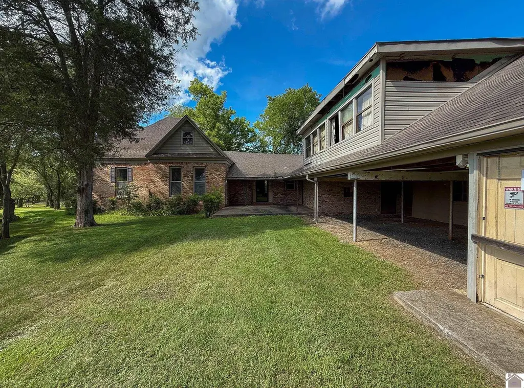 4734 Hendron Rd