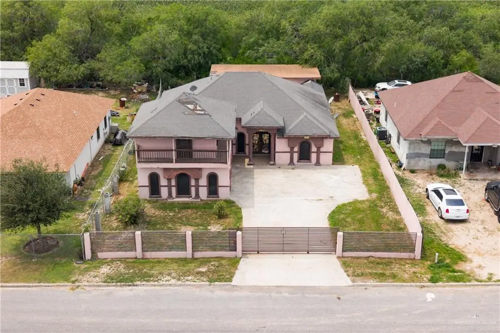 2502 Carnation Cir