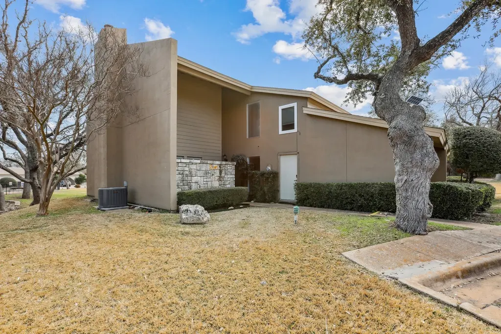 213 Lido St Unit N2