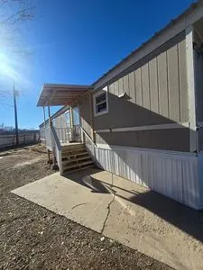 1115 S Main St