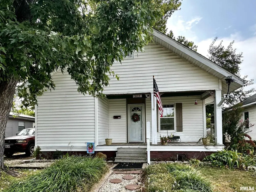 305 W Lincoln St