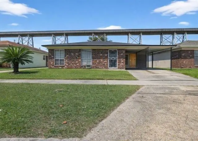 1008 Hooter Rd