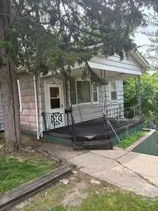 138 Chartres St