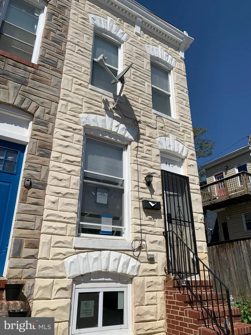 440 N Rose St N
