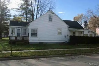 201 Grant St