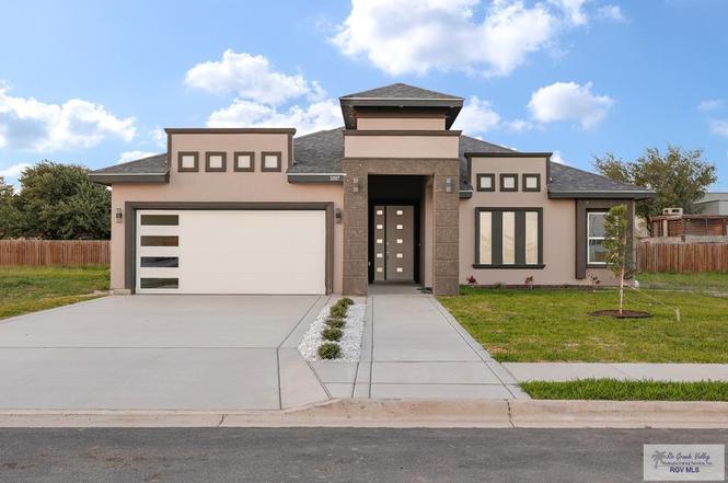 3007 E Ebano Ave