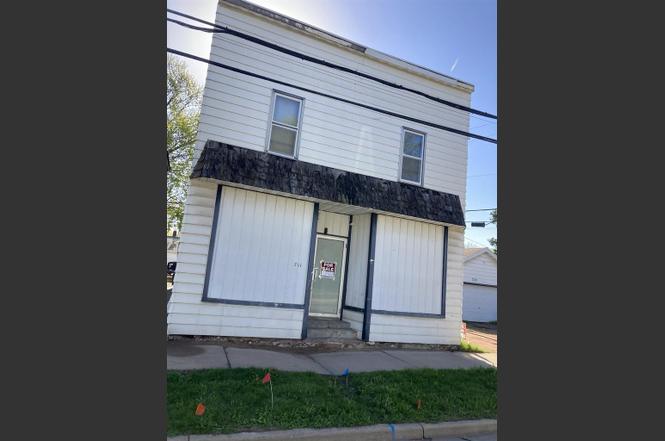 711 Prospect Ave