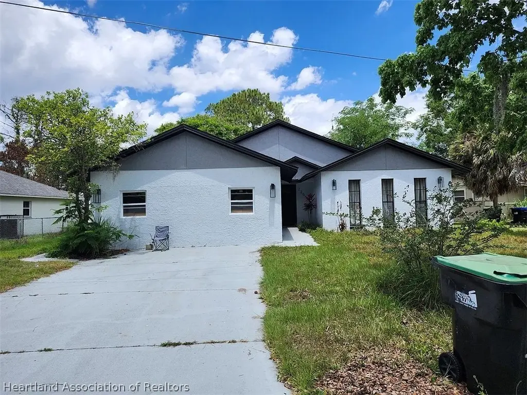 225 Ronnie Cir