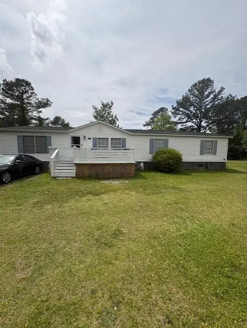 307 Glen St