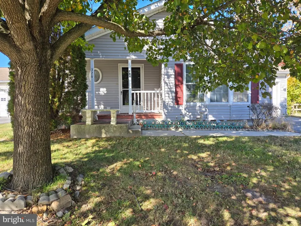326 Persimmon Cir W #326