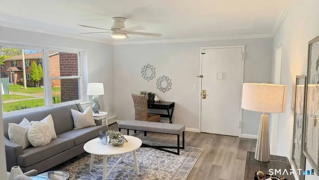 70 Mountain Laurel Dr #70