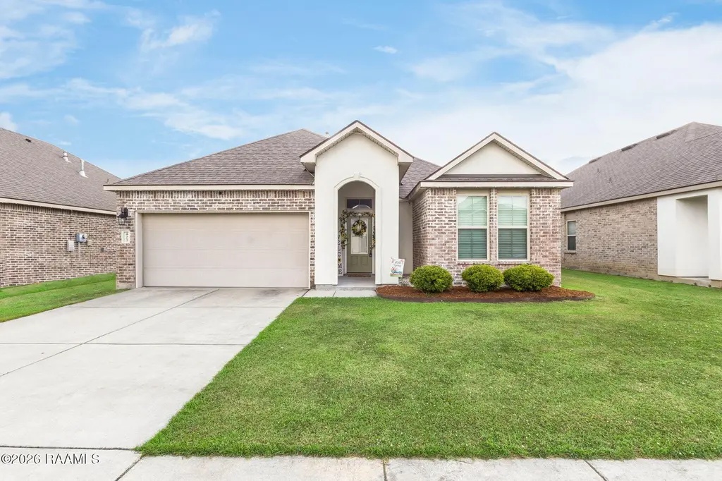 423 Starlight Dr