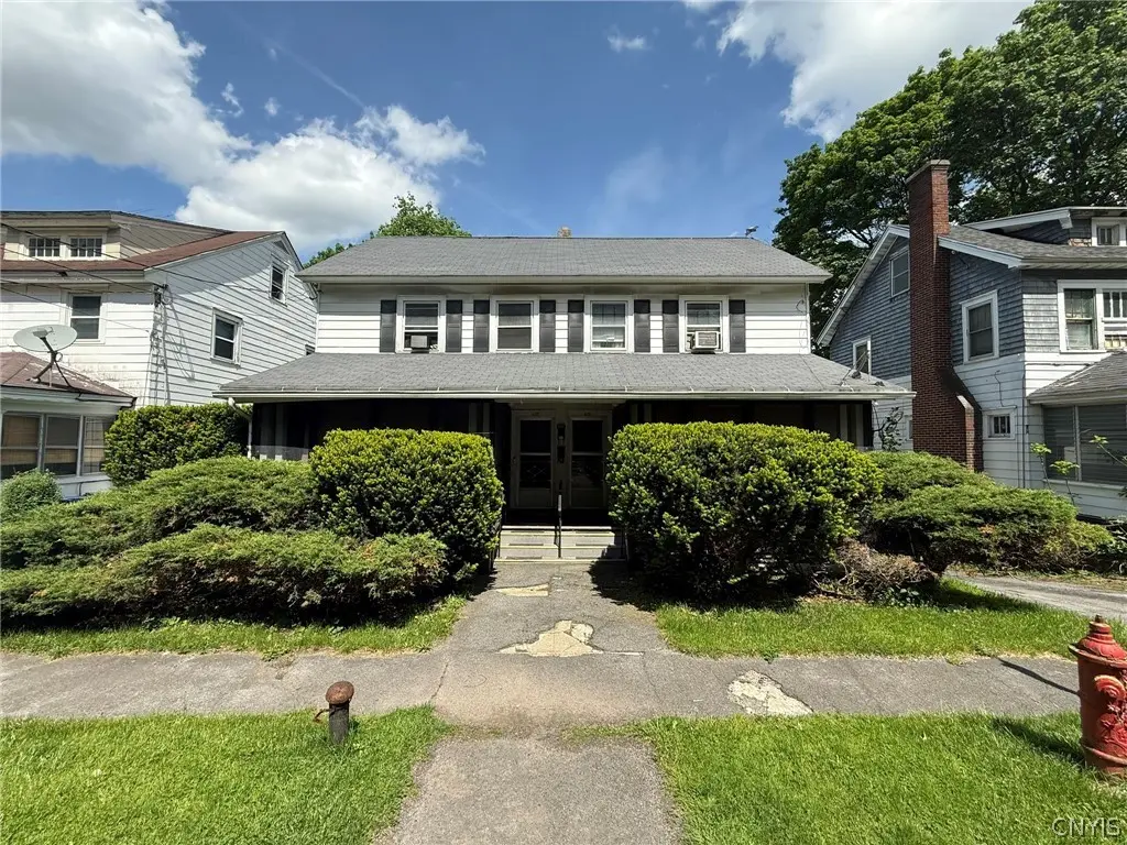 410 Emerson Ave #12