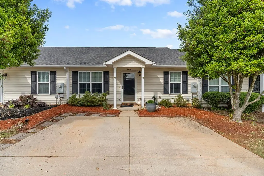 103 Violet Ct