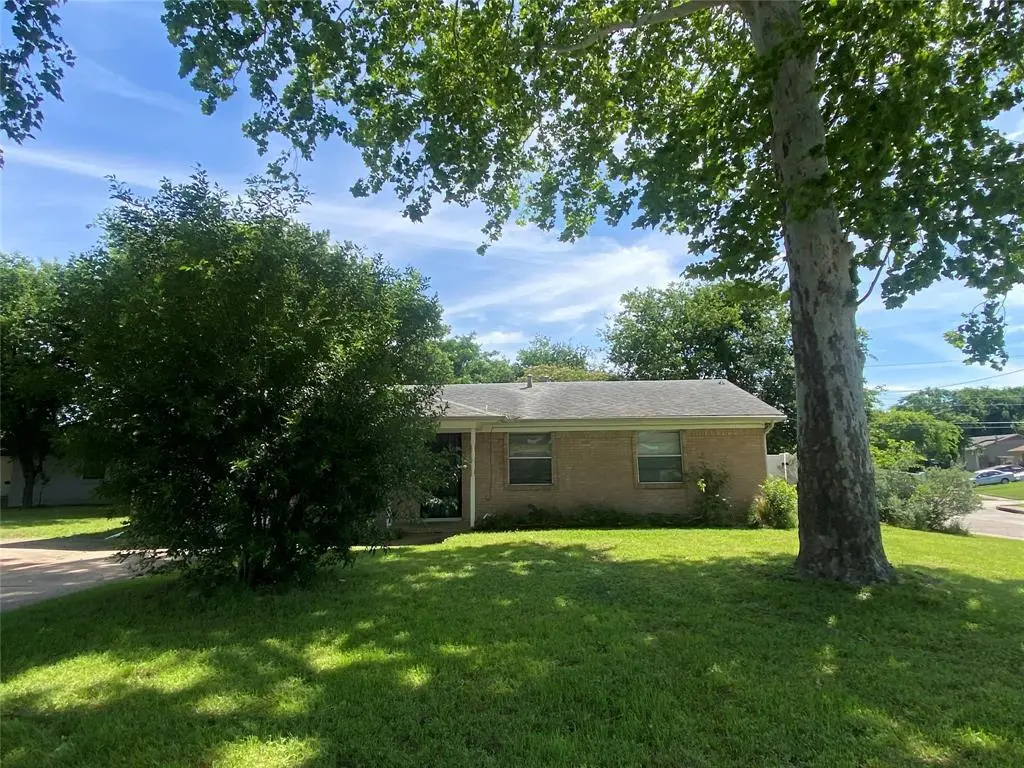 7838 Groveway Dr