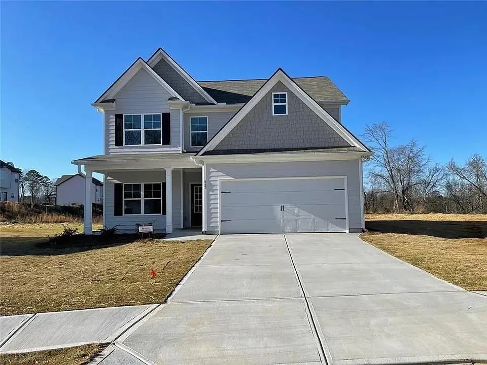 647 Skye Dr