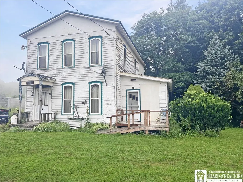 1146 Cassadaga Rd