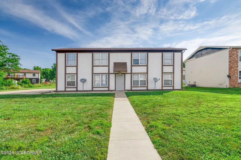5216 Collier Ct