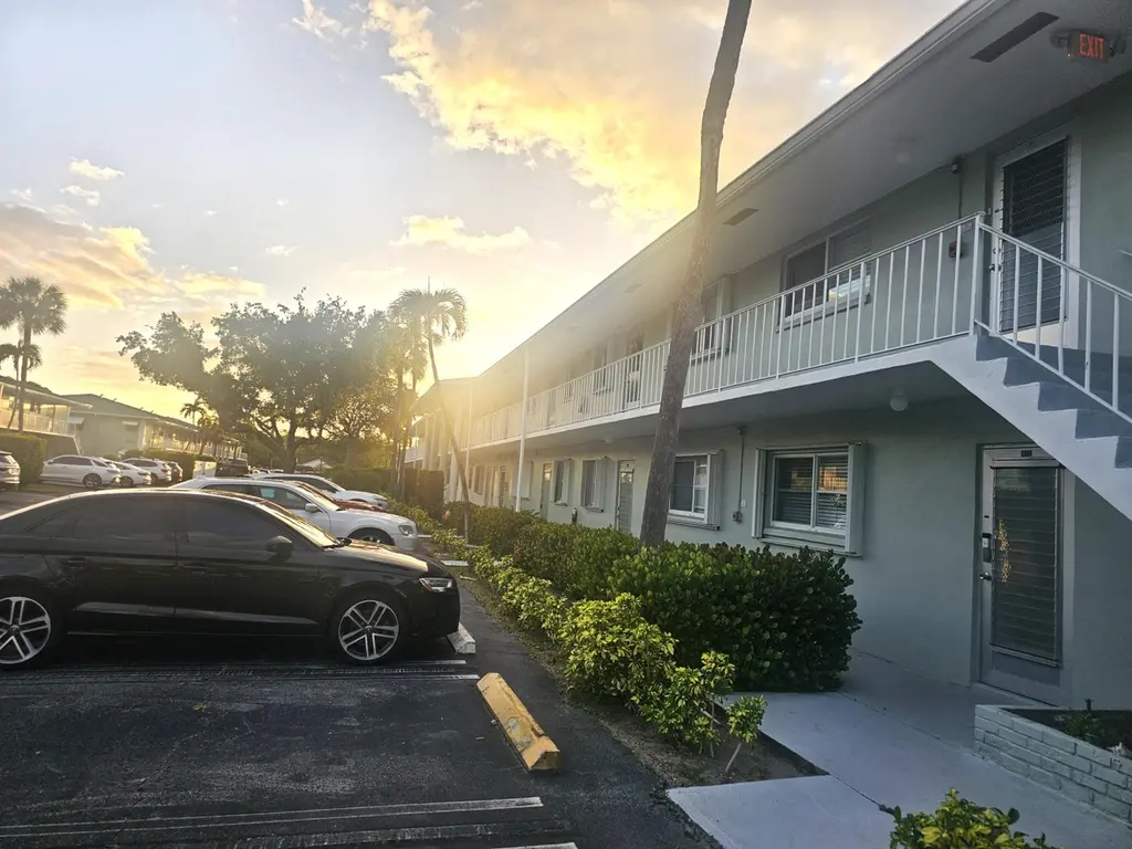 2600 SW 22nd Ave #908