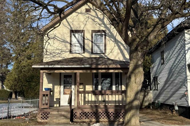 922 Franklin St
