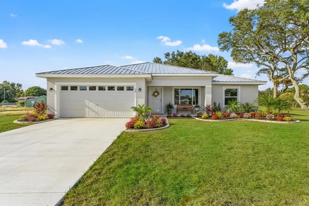 Dinero: Build On Your Lot Plan