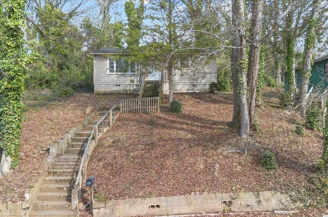 213 Caulder Cir