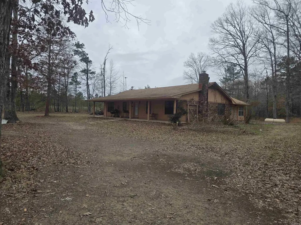5900 Ramick Rd
