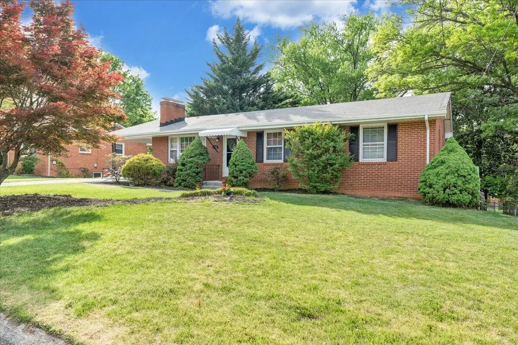 3359 Pamlico Dr